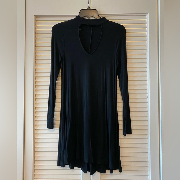 Express Dresses & Skirts - Black dress with cutout neckline